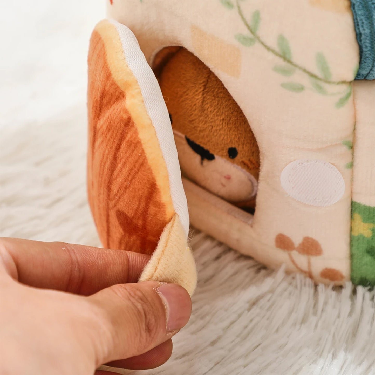 Jessruly® Organic Plush Barn – Pop-Up Sensory Toy